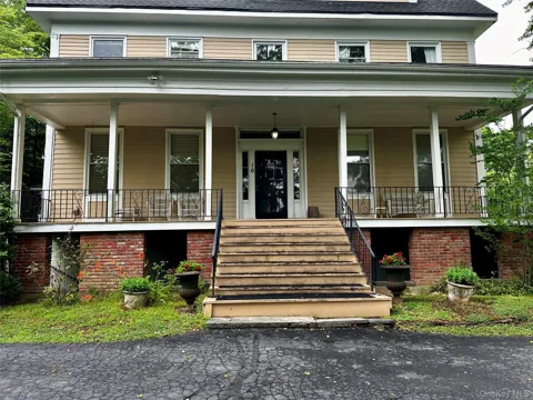 16 Broad Street #3