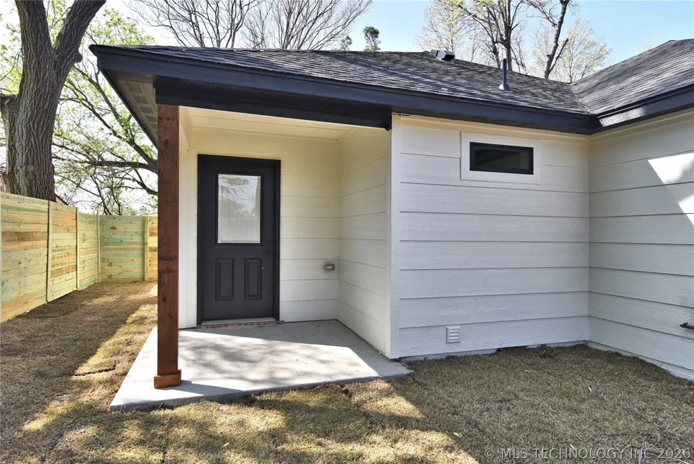 217 W 40th Place Sand Springs, OK 74063