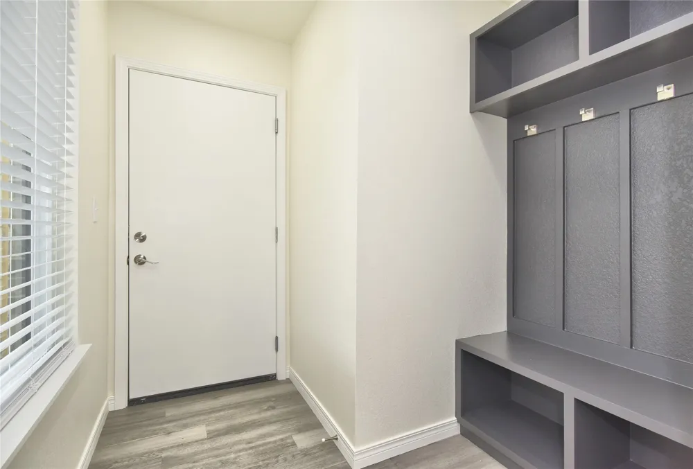 217 W 40th Place Sand Springs, OK 74063