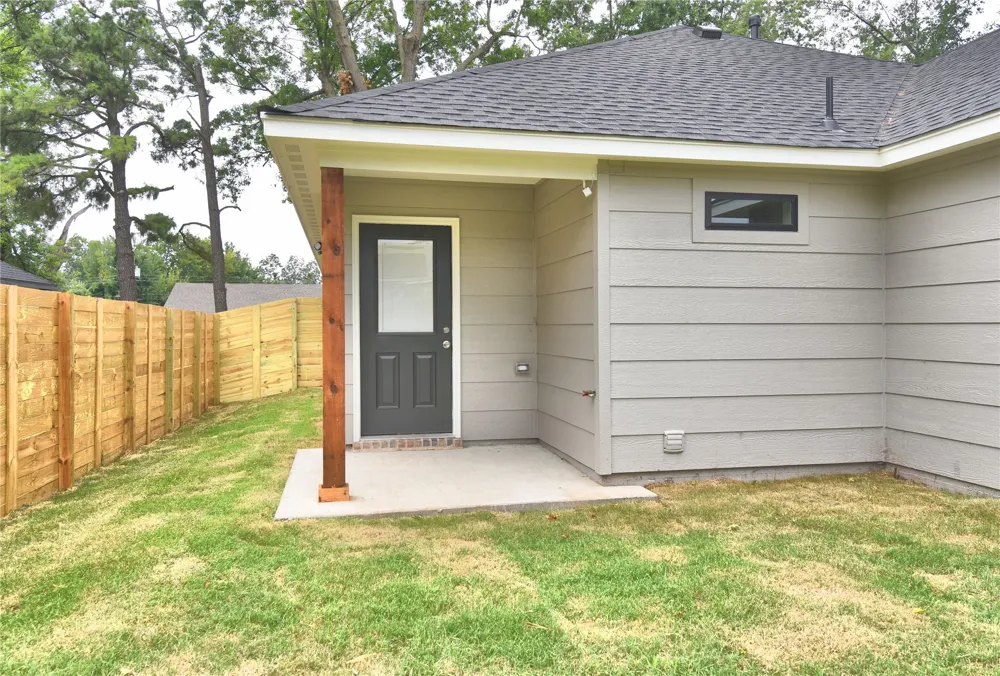 217 W 40th Place Sand Springs, OK 74063