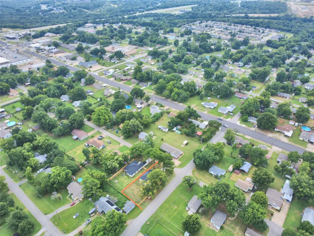 217 W 40th Place Sand Springs, OK 74063