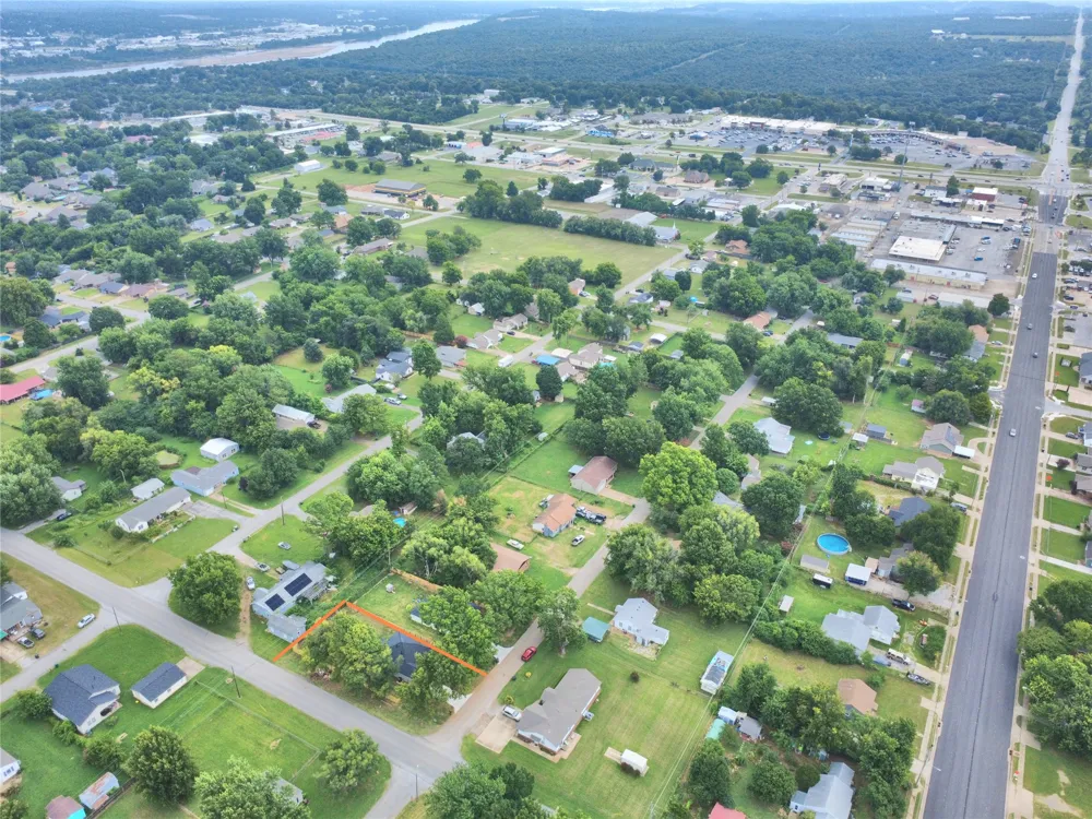 217 W 40th Place Sand Springs, OK 74063