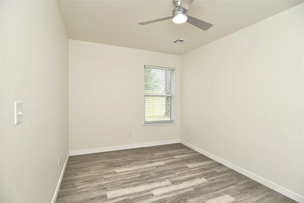 217 W 40th Place Sand Springs, OK 74063