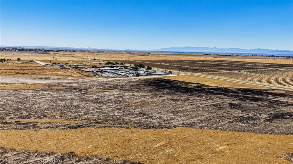 151 94th Street Rosamond, CA 93560