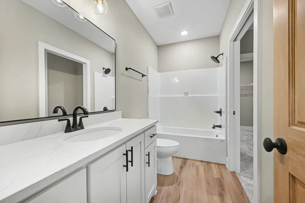 4044 Merriam Road Minnetonka, MN 55305