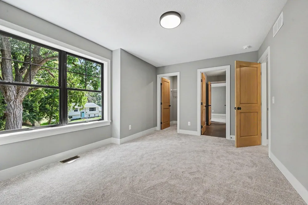 4044 Merriam Road Minnetonka, MN 55305