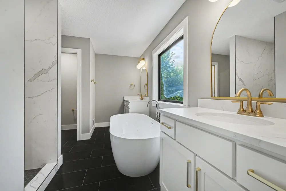 4044 Merriam Road Minnetonka, MN 55305
