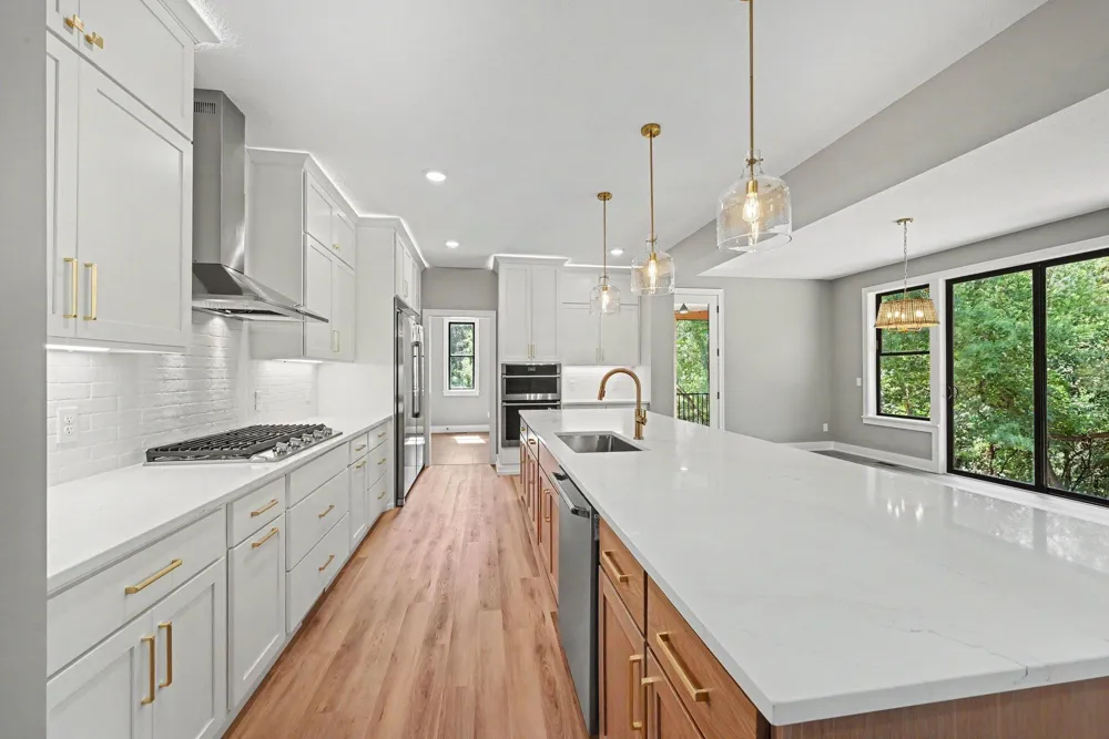 4044 Merriam Road Minnetonka, MN 55305
