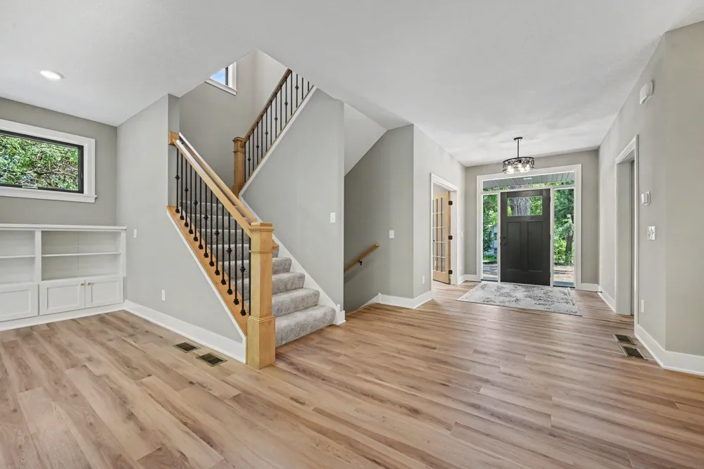 4044 Merriam Road Minnetonka, MN 55305