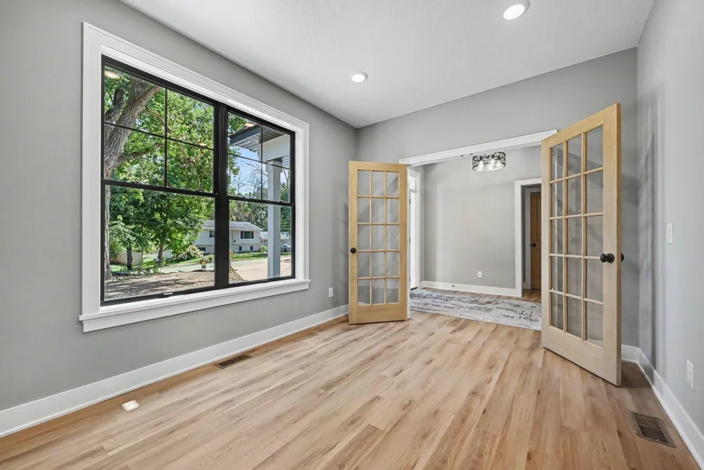 4044 Merriam Road Minnetonka, MN 55305