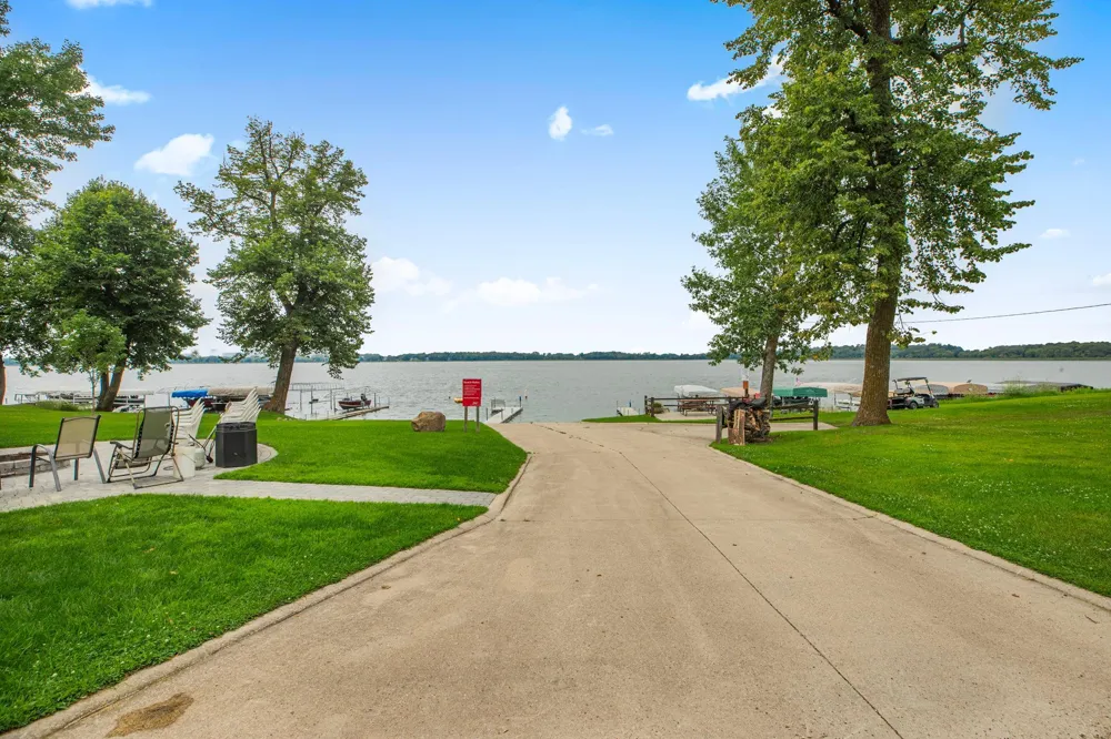 7870 Cottage #19 Lane SW Alexandria, MN 56308