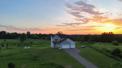 18805 Scenic Way