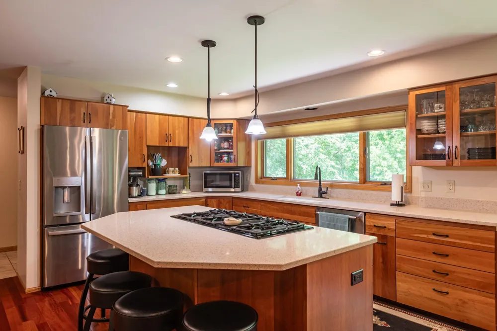 47060 Queens Cove Circle La Crescent, MN 55947