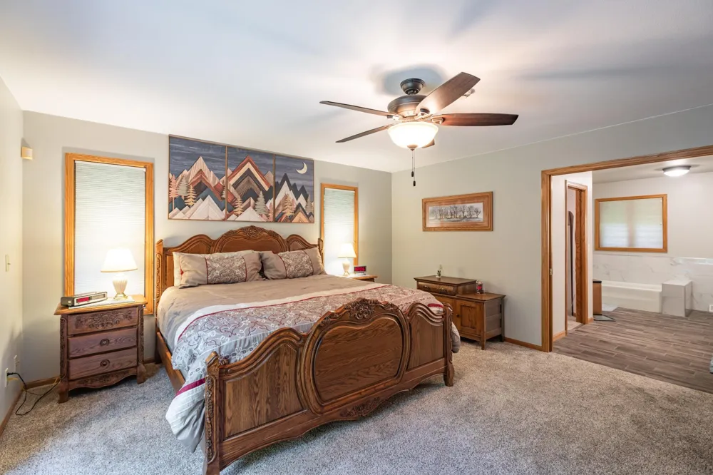 47060 Queens Cove Circle La Crescent, MN 55947