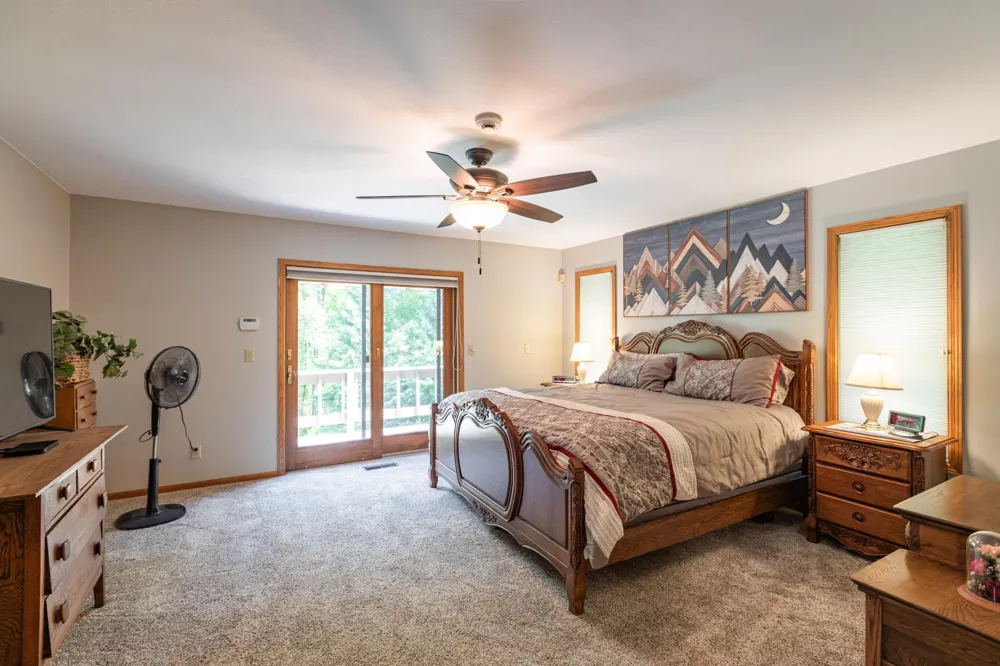 47060 Queens Cove Circle La Crescent, MN 55947