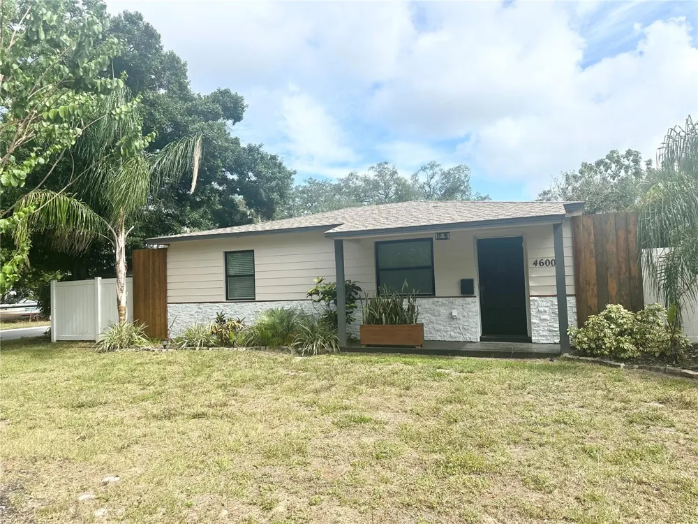 4600 30TH AVENUE St Petersburg, FL 33713