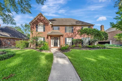 15110 Greenleaf Lane