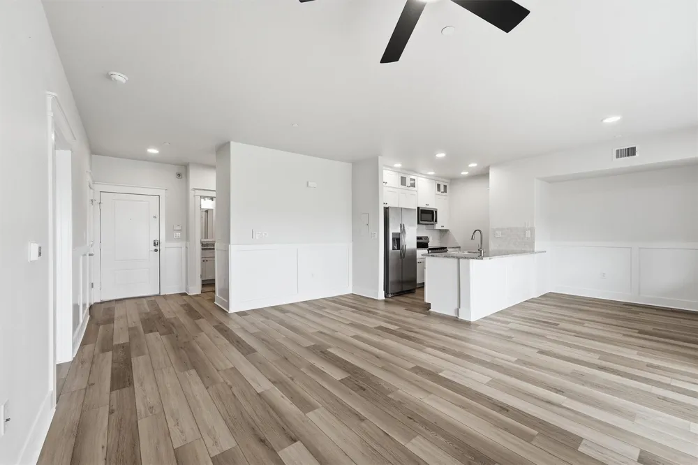 4211 Pointe West Drive #102 Galveston, TX 77554