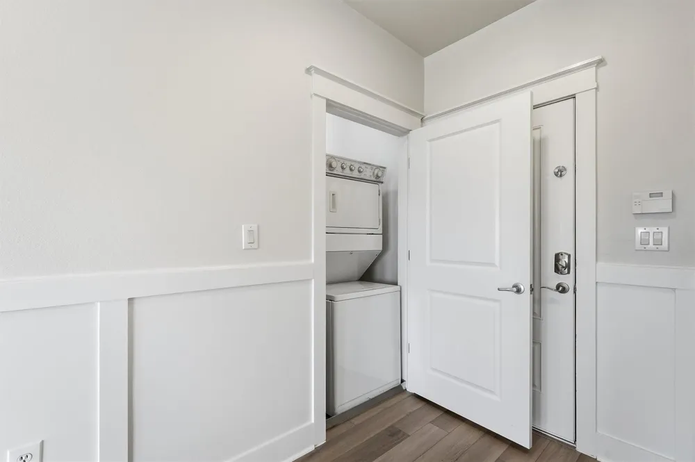 4211 Pointe West Drive #102 Galveston, TX 77554