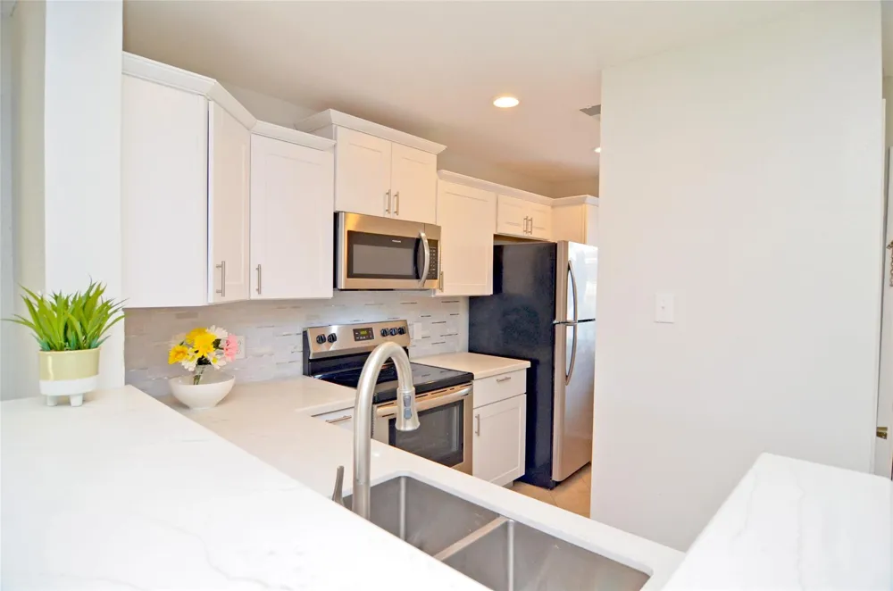18800 Egret Bay Boulevard #1201 Webster, TX 77058