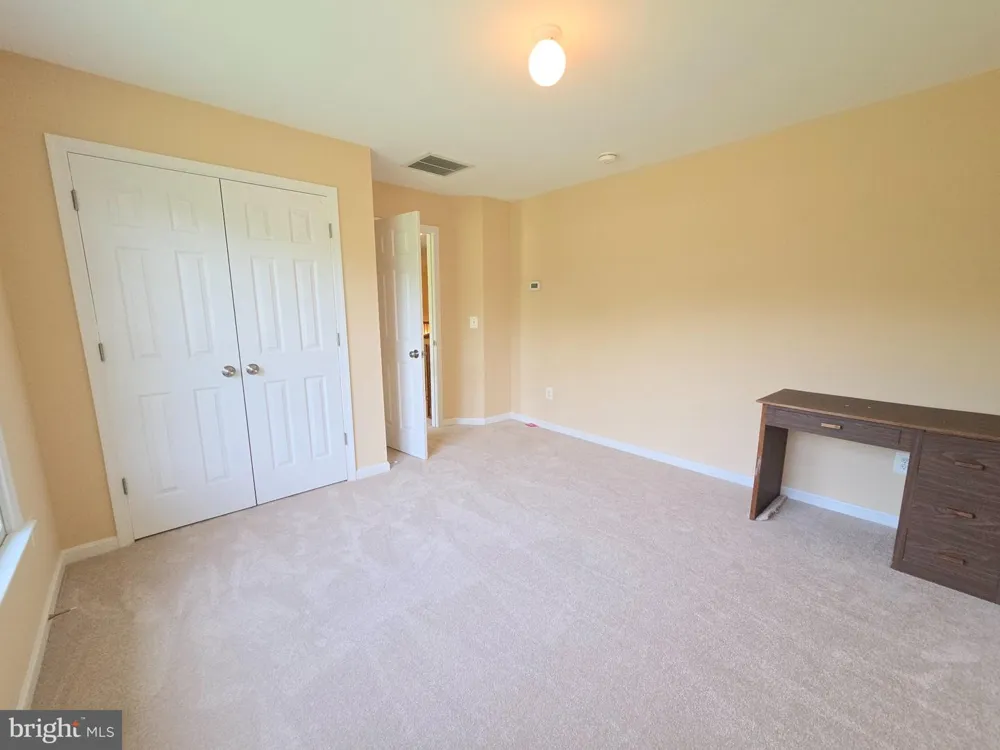 15528 CATTAIL OAKS Glenwood, MD 21738