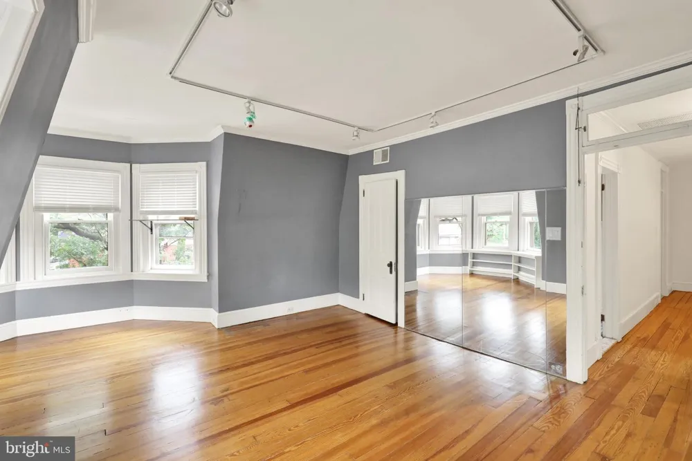 800 3RD STREET Reading, PA 19601