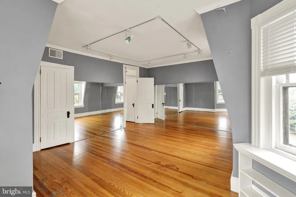 800 3RD STREET Reading, PA 19601