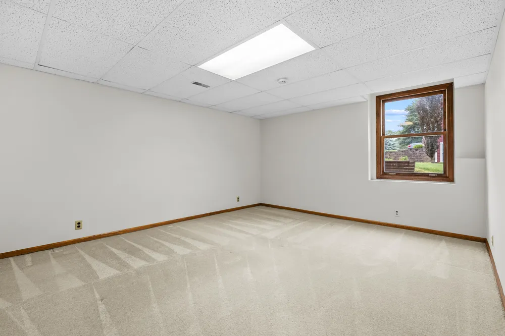 52135 Nancy Lane Three Rivers, MI 49093
