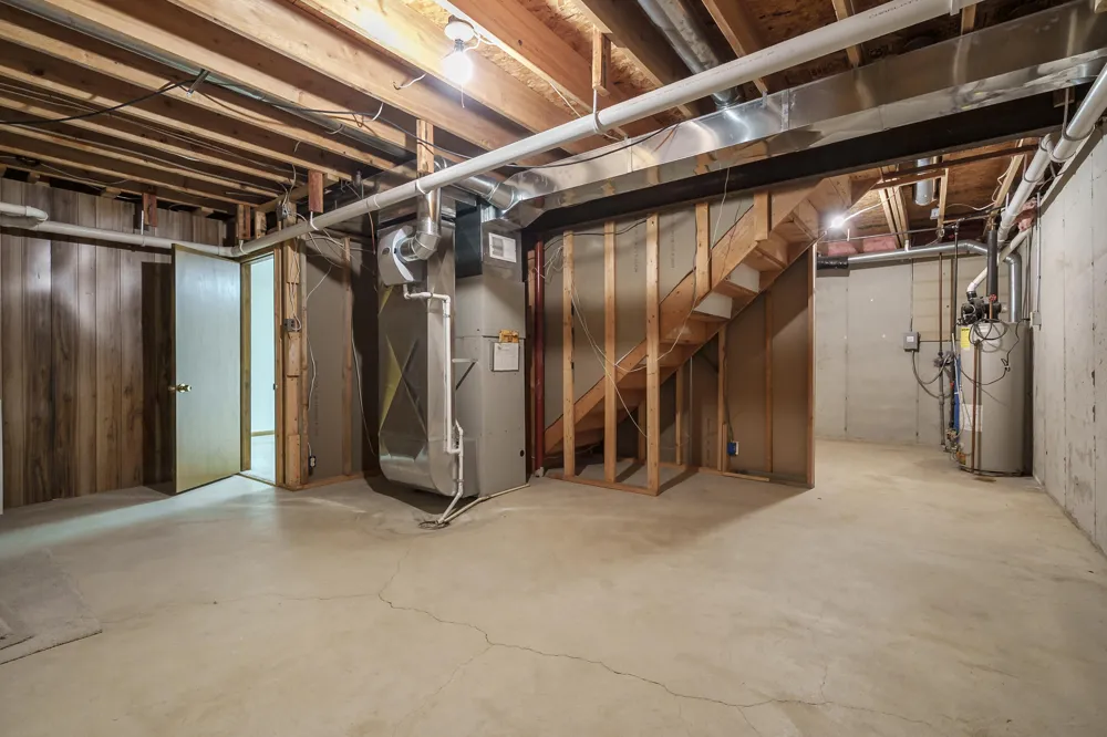 52135 Nancy Lane Three Rivers, MI 49093