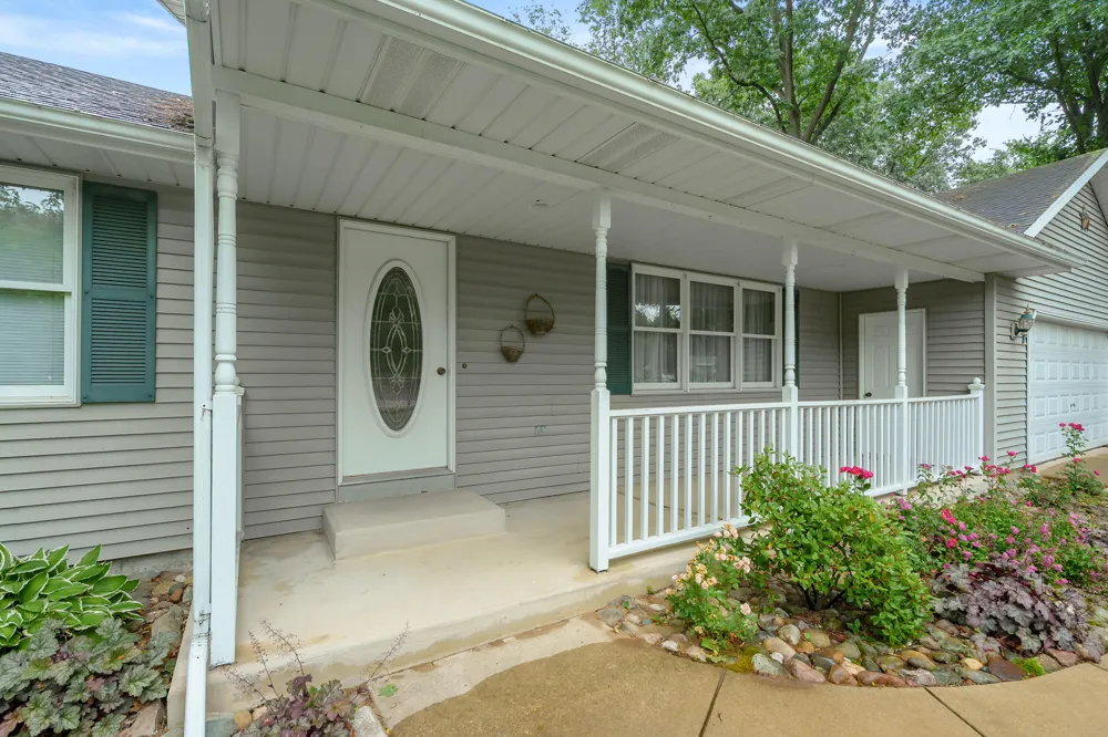 52135 Nancy Lane Three Rivers, MI 49093
