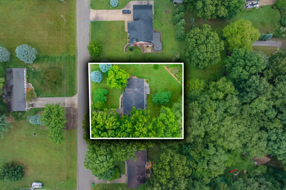 52135 Nancy Lane Three Rivers, MI 49093