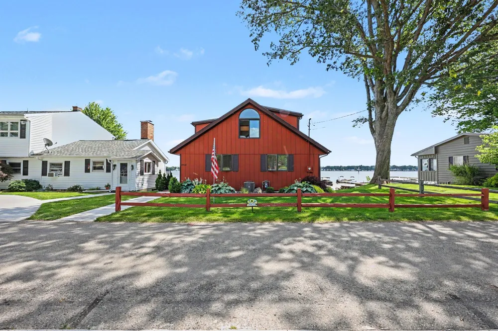 8820 Cherry Point Road Manitou Beach, MI 49253
