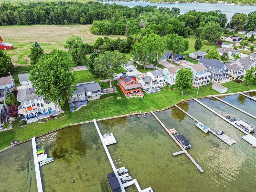 8820 Cherry Point Road Manitou Beach, MI 49253