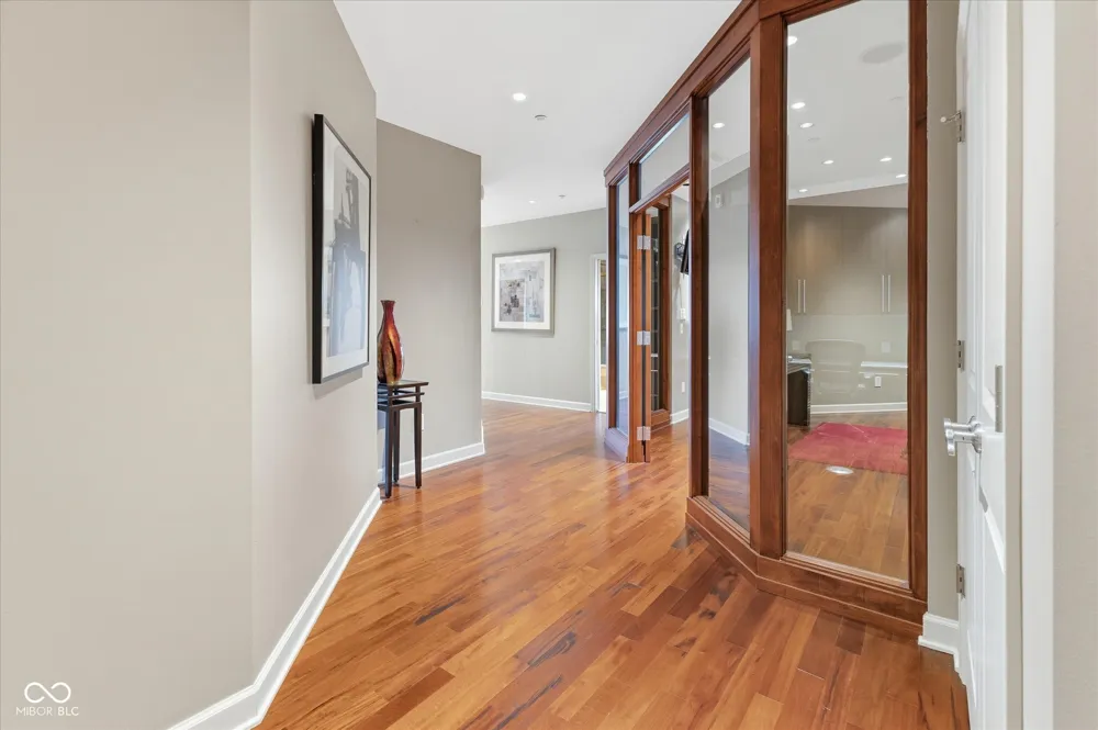 435 Virginia Avenue #604 Indianapolis, IN 46203