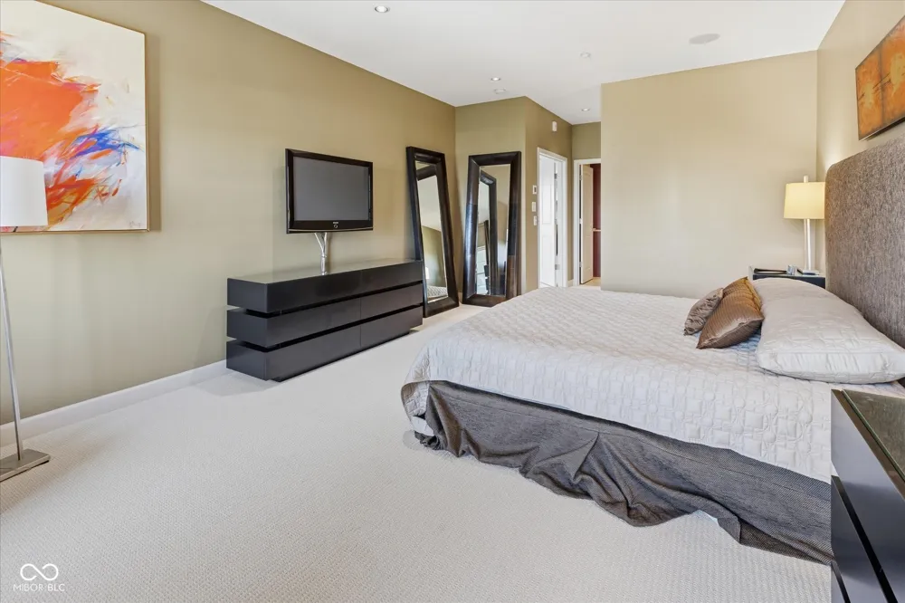 435 Virginia Avenue #604 Indianapolis, IN 46203
