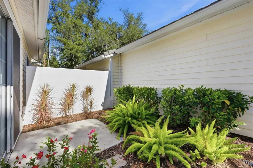 7906 WHITEBRIDGE GLEN University Park, FL 34201