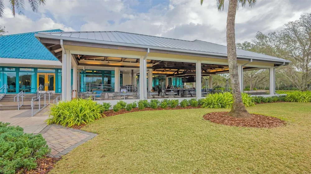 7906 WHITEBRIDGE GLEN University Park, FL 34201