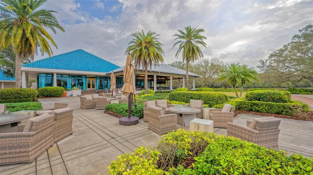 7906 WHITEBRIDGE GLEN University Park, FL 34201