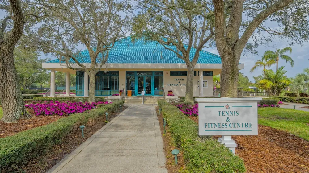 7906 WHITEBRIDGE GLEN University Park, FL 34201