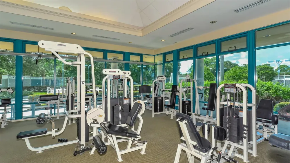 7906 WHITEBRIDGE GLEN University Park, FL 34201