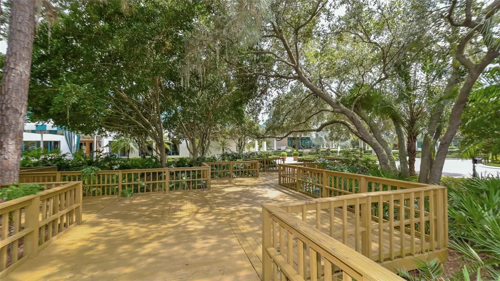 7906 WHITEBRIDGE GLEN University Park, FL 34201