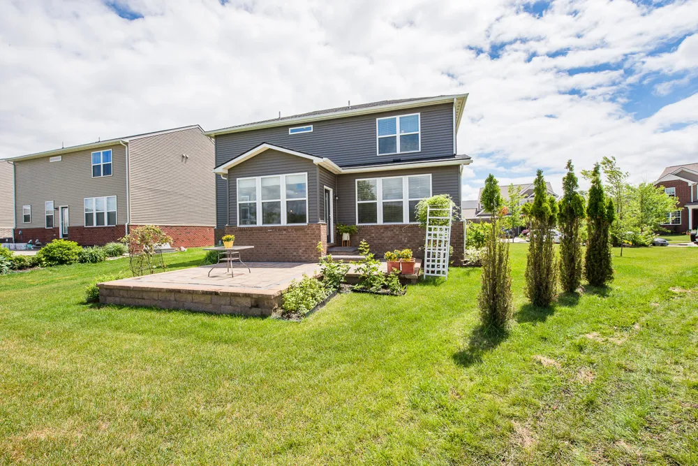 847 Groveland Circle Ann Arbor, MI 48108