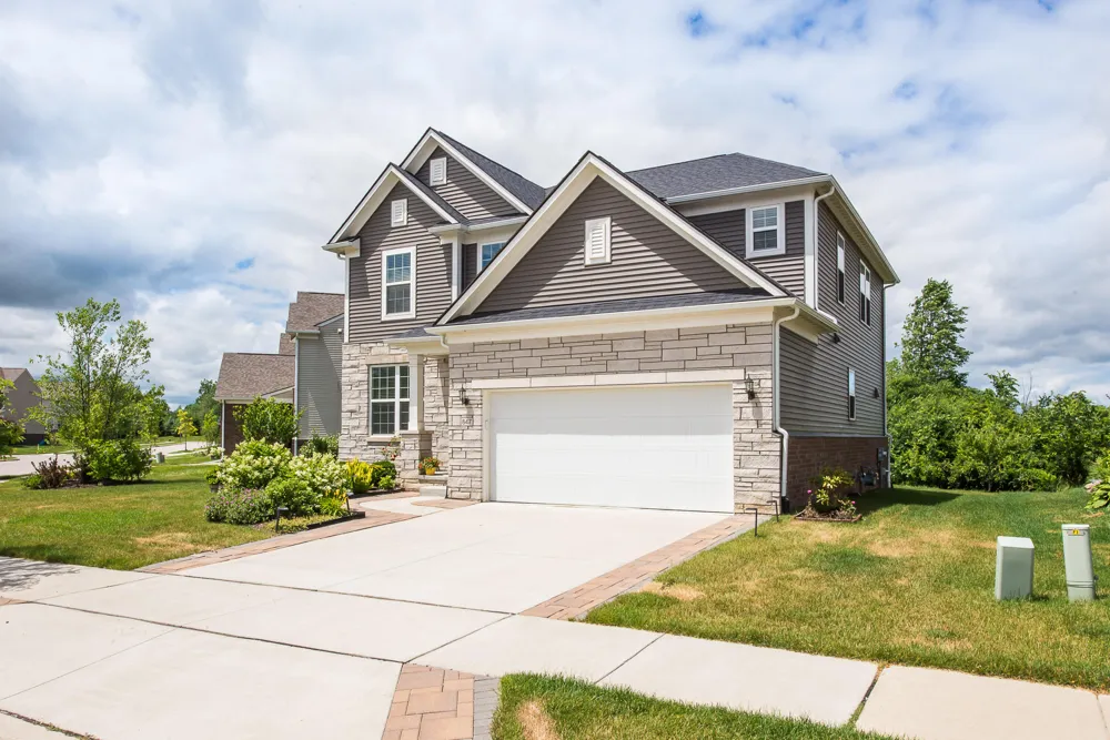 847 Groveland Circle Ann Arbor, MI 48108