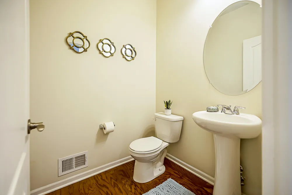 847 Groveland Circle Ann Arbor, MI 48108