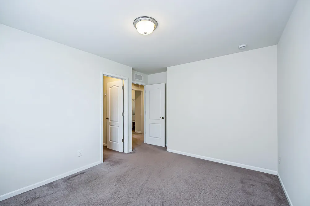847 Groveland Circle Ann Arbor, MI 48108
