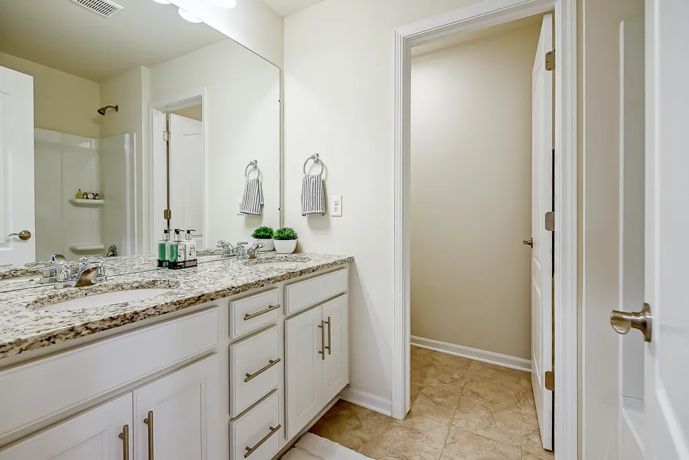 847 Groveland Circle Ann Arbor, MI 48108