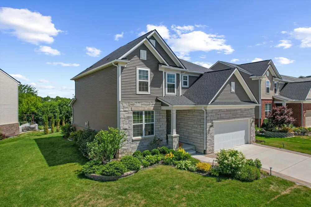 847 Groveland Circle Ann Arbor, MI 48108