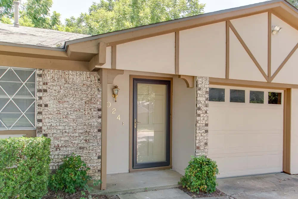 6024 Blueridge Drive Watauga, TX 76148