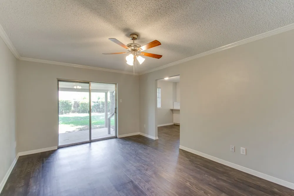 6024 Blueridge Drive Watauga, TX 76148