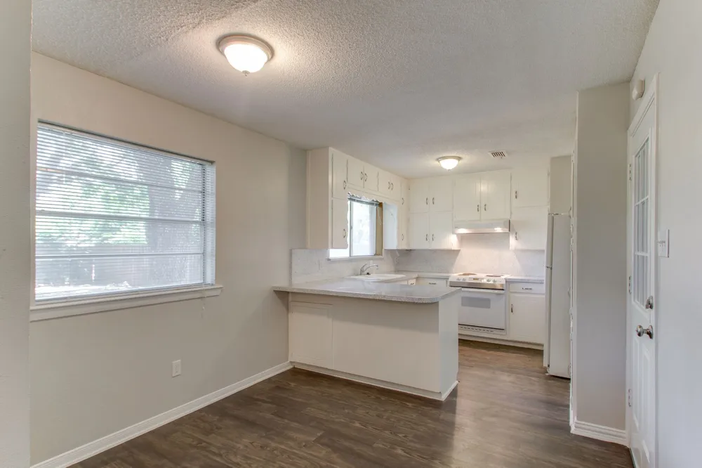 6024 Blueridge Drive Watauga, TX 76148